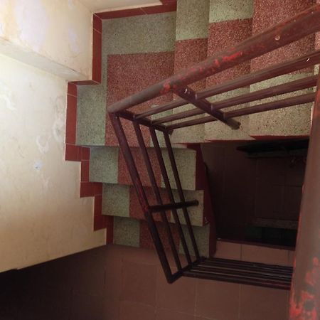 Grand View Guesthouse Phnom Penh Exterior photo